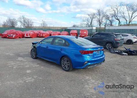 2022 Kia Forte Gt-Line из США, поврежденный, VIN 3KPF54ADXNE491566